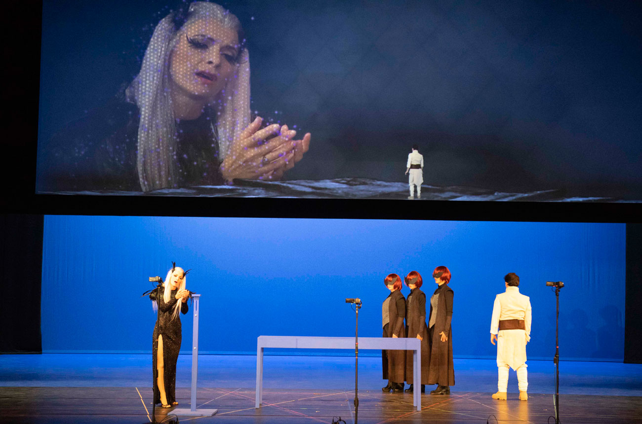 Bühnenfoto von der Oper Die Zauberföte